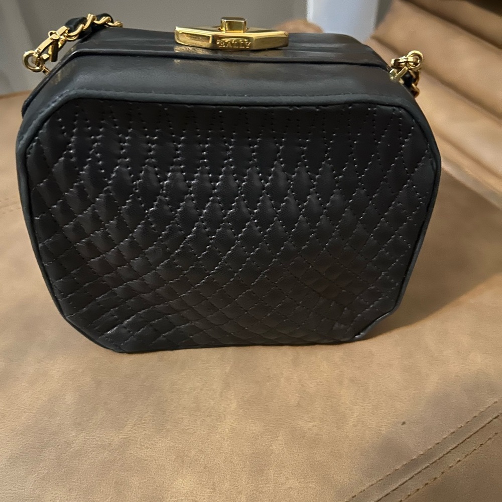 Bally Vintage Small Quilted Leather Chain Bag - Picture 3 of 17